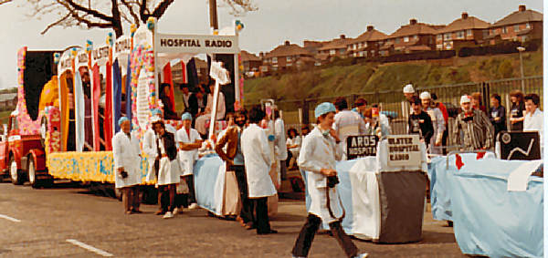 Wide shot of the float.